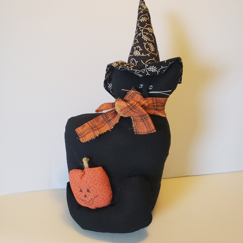 Plush Witch Cat with Pumpkin